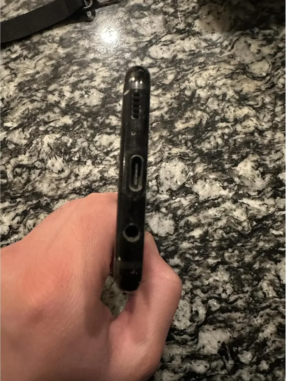 Samsung Galaxy S8 Black Smartphone Cracked Glass For Parts or Repair
